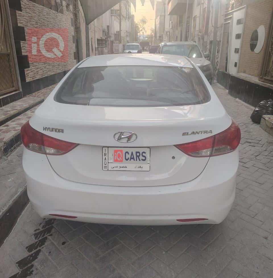 هیوندای ئەلەنترا